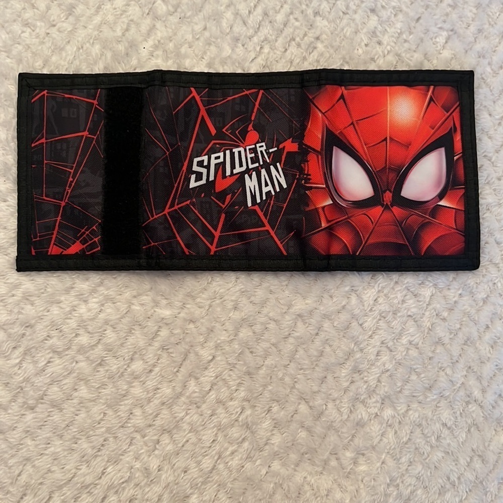 Marvel SpiderMan Big Face Kids Canvas Wallet Tri Fold Wallet NEW Bioworld - Picture 3 of 4